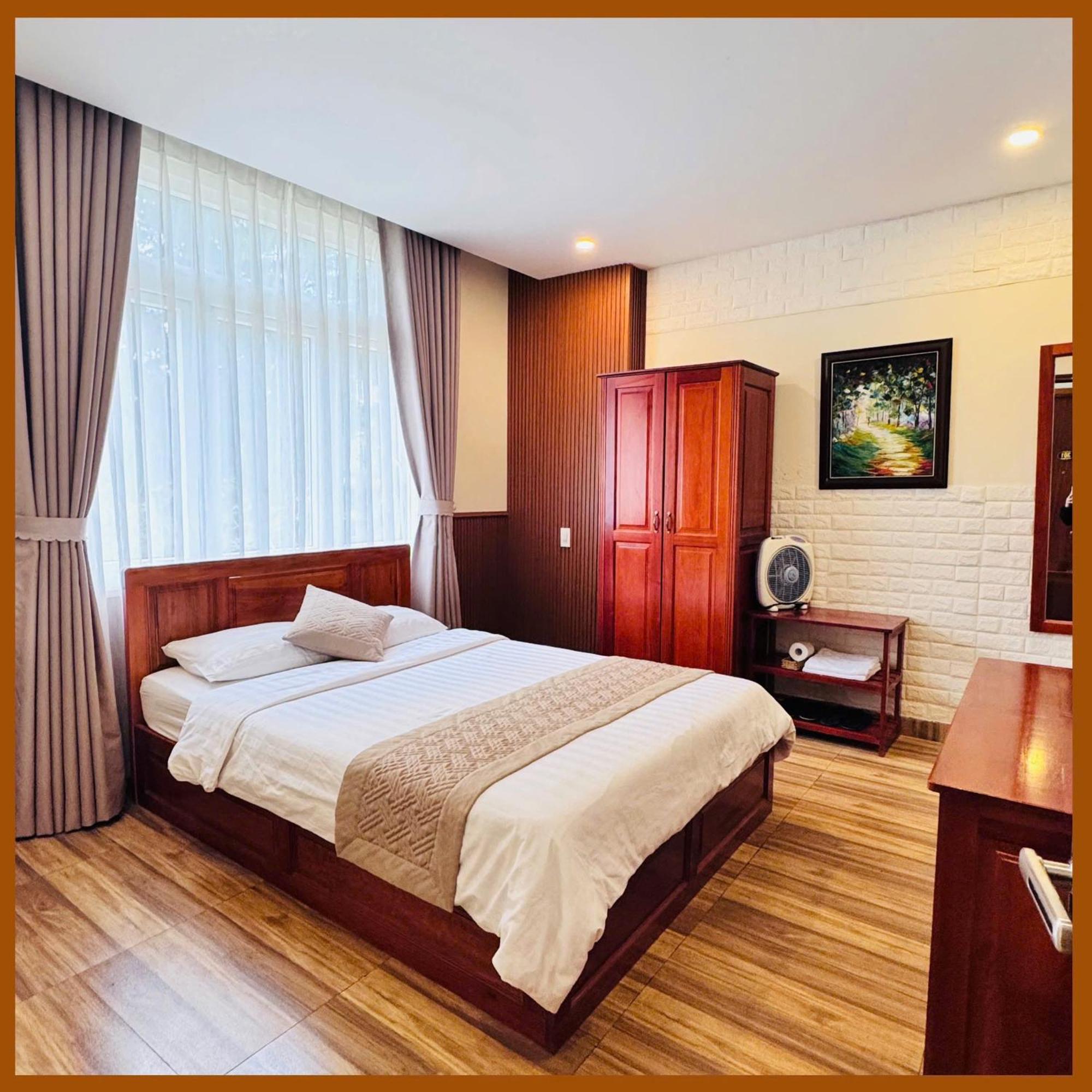 Nam Xuan Premium Hotel Да Лат Екстериор снимка