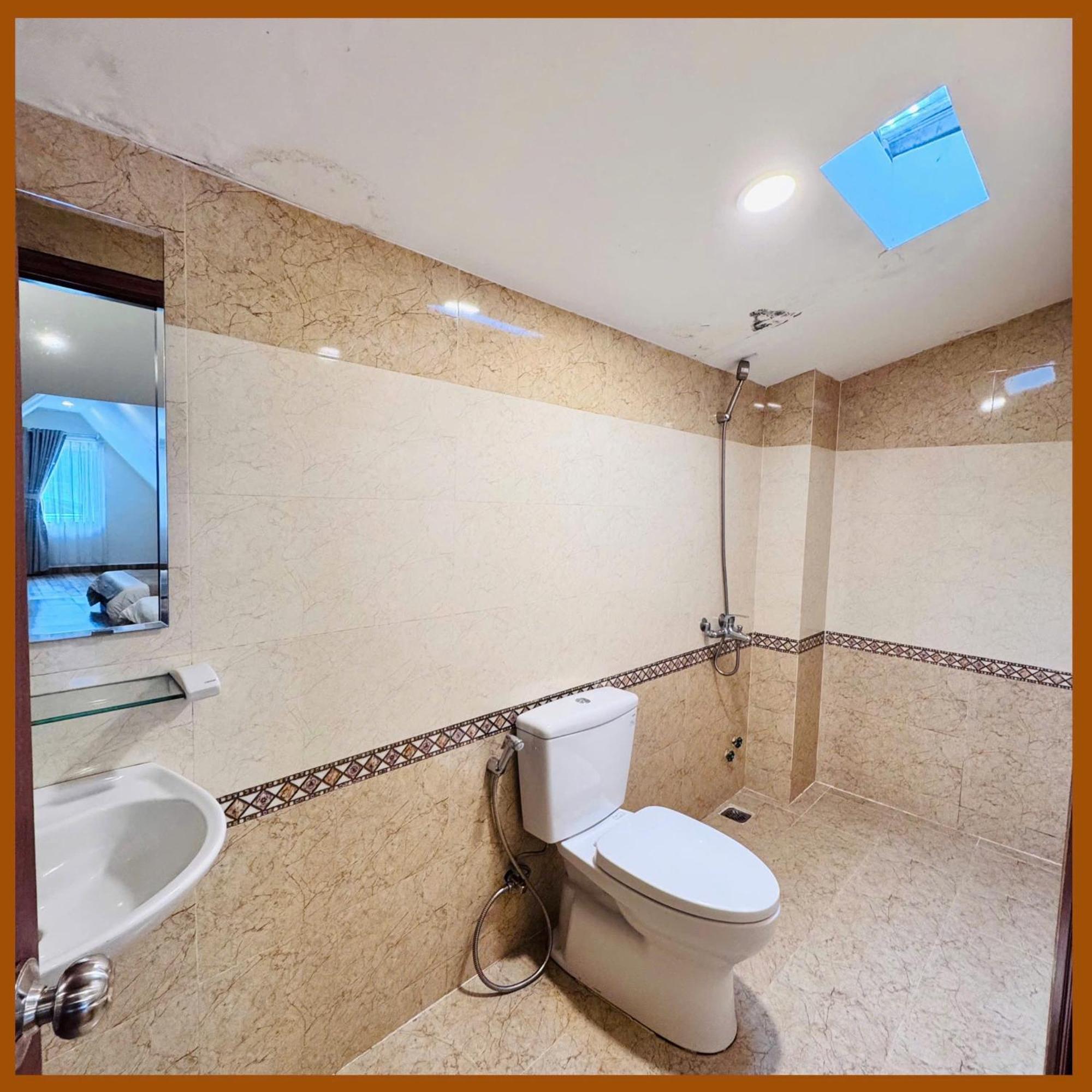 Nam Xuan Premium Hotel Да Лат Екстериор снимка