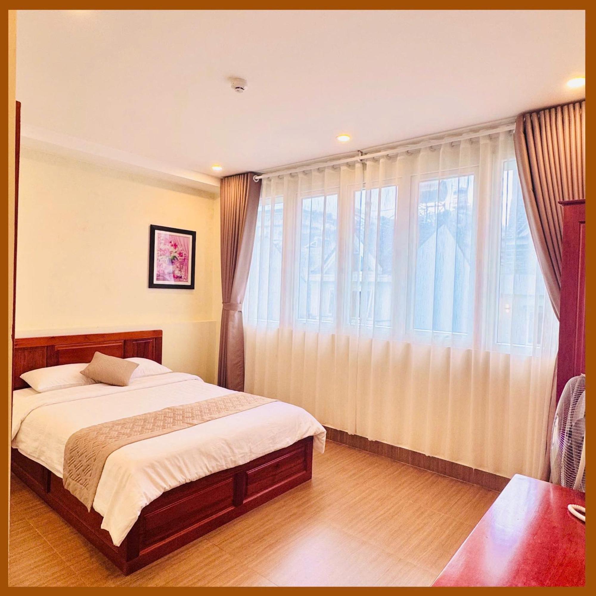Nam Xuan Premium Hotel Да Лат Екстериор снимка