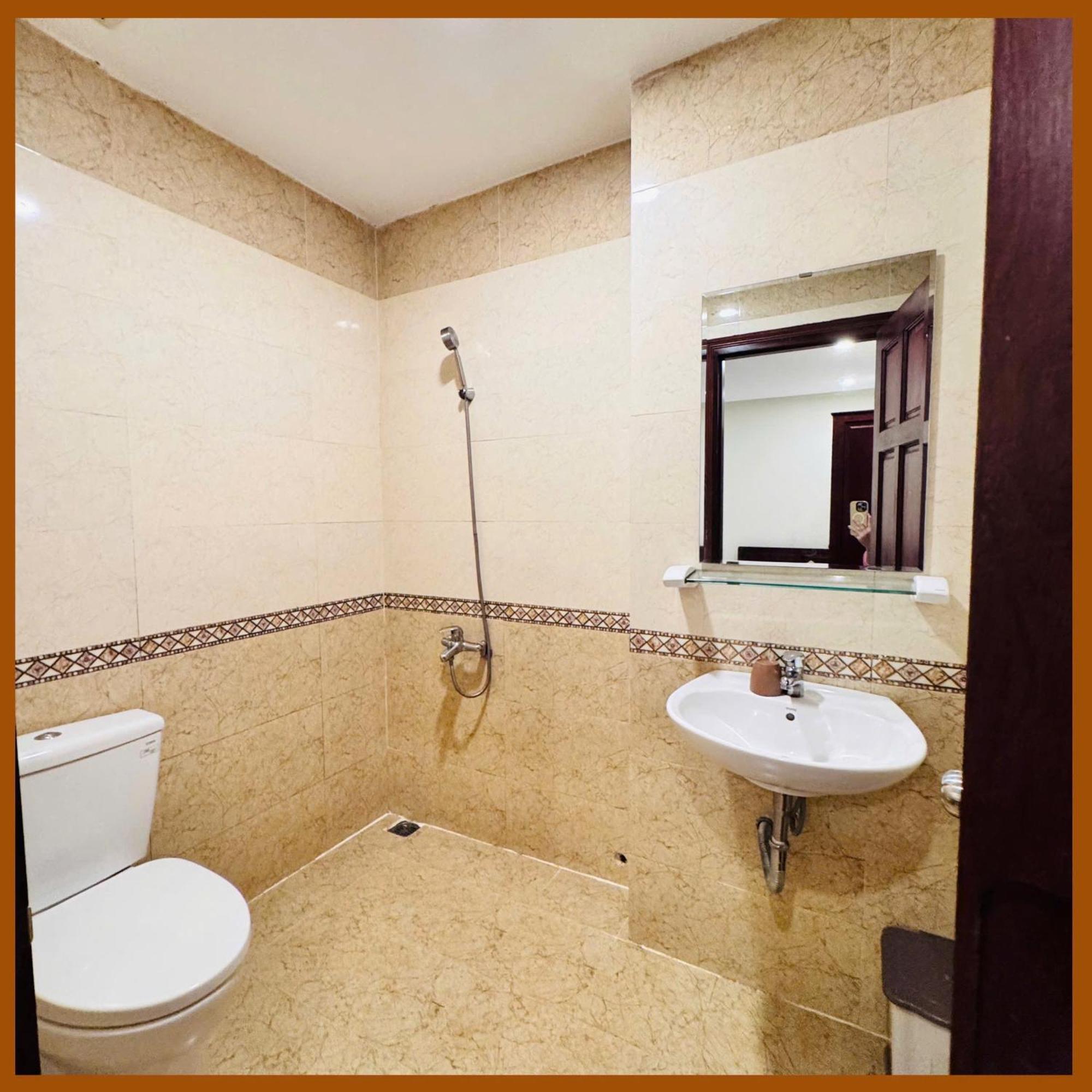 Nam Xuan Premium Hotel Да Лат Екстериор снимка